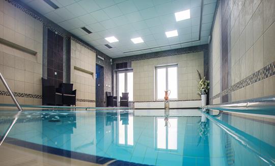 Františkovy Lázně - Lázeňský hotel Savoy - Letní Léčebný pobyt se slevou + jízdenky na vlak zdarma